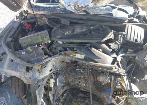 2020 Jeep Grand Cherokee Laredo E 4X2 from USA, damaged, VIN 1C4RJEAG9LC219863